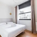 Avenue Montaigne : Luxury Apartment 4P/2Br